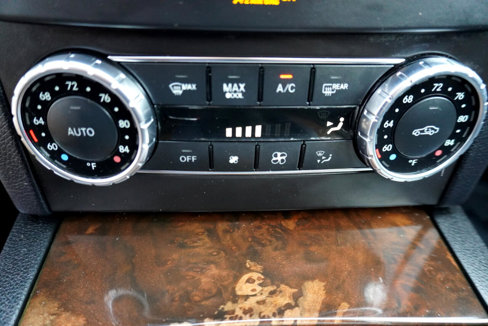 Used 2012 Mercedes-Benz C 250 Sedan image 17