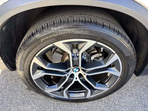 Used 2021 BMW X5 xDrive40i w/ Premium Package image 10
