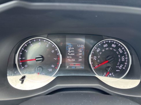 Used 2021 Toyota RAV4 XLE image 29