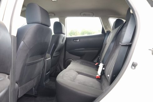 Used 2014 Nissan Rogue S w/ Convenience Package image 22
