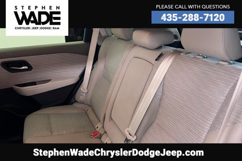 Used 2023 Nissan Rogue SV image 20