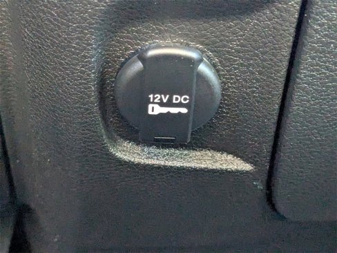 Used 2024 RAM 1500 Classic SLT image 27