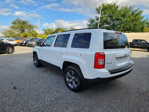 Used 2015 Jeep Patriot High Altitude image 5