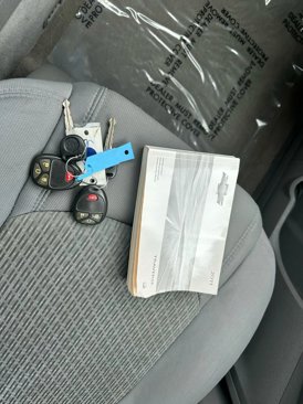 Used 2011 Chevrolet Traverse LT w/ Personal Connectivity Package image 24