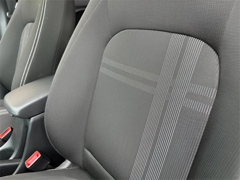 Used 2023 Hyundai Venue SEL image 15