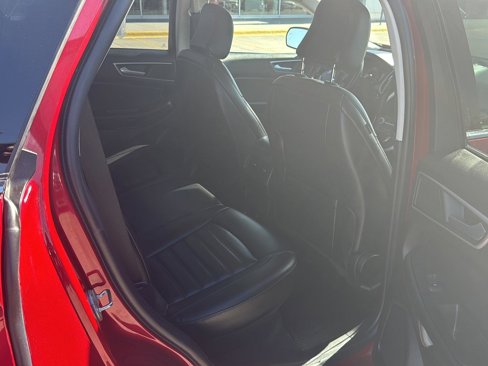Used 2022 Ford Edge SEL w/ Convenience Package image 12