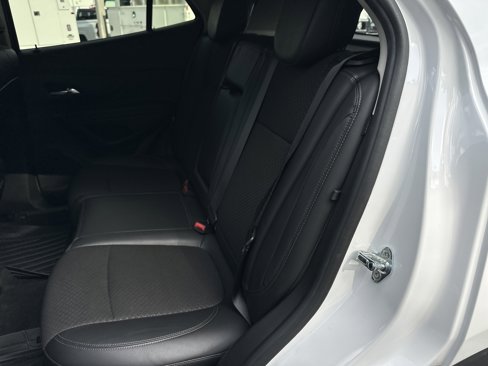 Used 2020 Buick Encore Preferred w/ Safety Package image 33