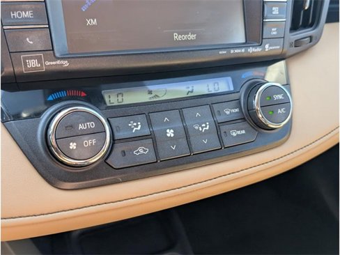 Used 2017 Toyota RAV4 Platinum image 22