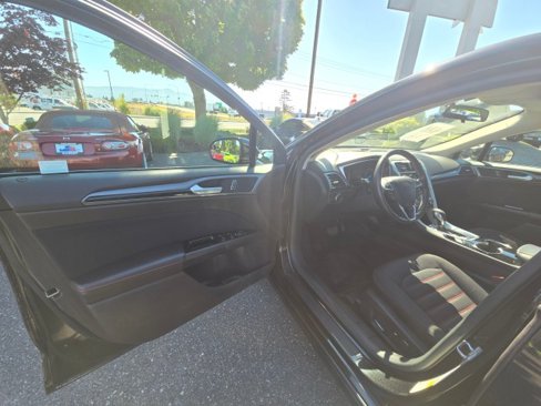 Used 2015 Ford Fusion SE w/ Equipment Group 201A image 21