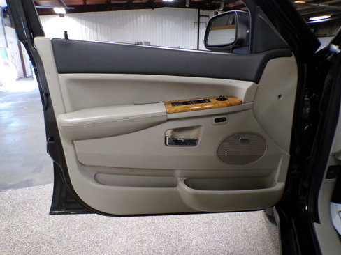 Used 2009 Jeep Grand Cherokee Limited image 10