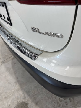 Used 2018 Nissan Rogue Sport SL image 9