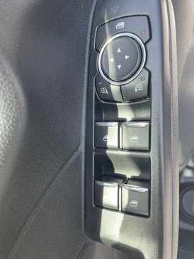 Used 2025 Ford Escape Active image 23