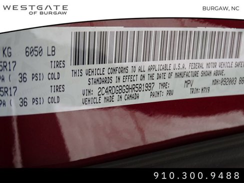 Used 2017 Dodge Grand Caravan SE image 13