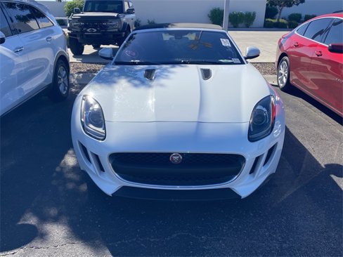 Used 2017 Jaguar F-TYPE Convertible image 2