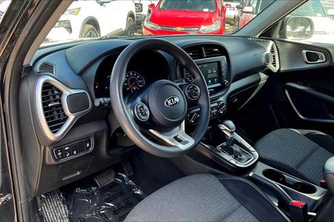 Used 2021 Kia Soul S image 16