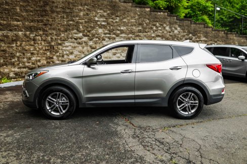 Used 2017 Hyundai Santa Fe Sport image 9