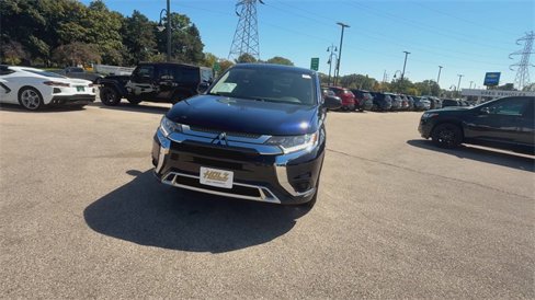 Used 2020 Mitsubishi Outlander ES image 3
