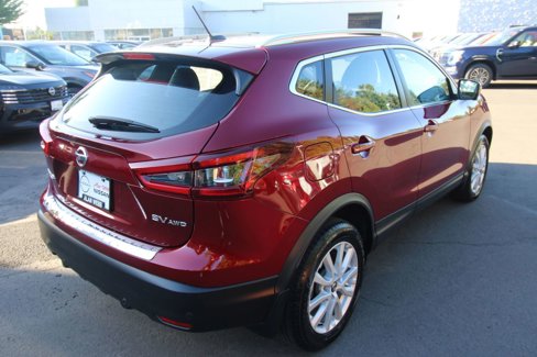 Used 2022 Nissan Rogue Sport SV w/ Technology Package image 5