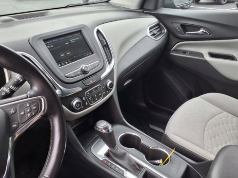 Used 2019 Chevrolet Equinox LT image 12