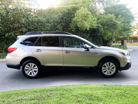 Used 2015 Subaru Outback 2.5i Premium image 8