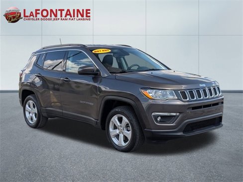 Used 2019 Jeep Compass Latitude w/ Popular Equipment Group image 7