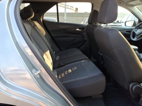Used 2023 Chevrolet Equinox LT image 15