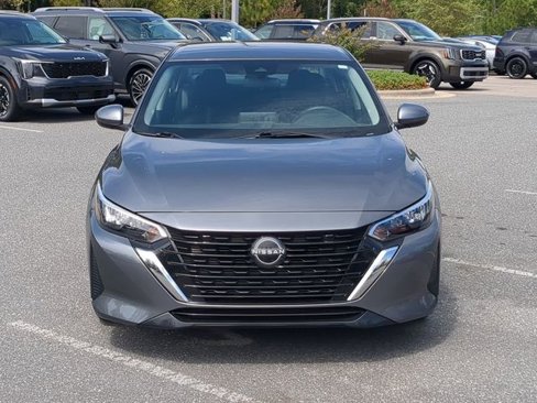 Used 2024 Nissan Sentra SV image 9