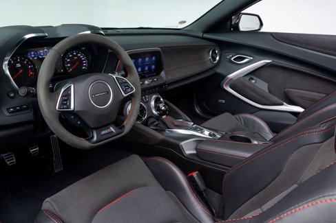 Used 2022 Chevrolet Camaro ZL1 image 3