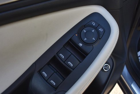 Used 2023 Buick Encore GX Select image 12
