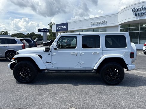 Used 2021 Jeep Wrangler Unlimited Sahara image 2