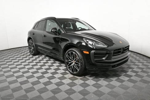 Used 2025 Porsche Macan image 27