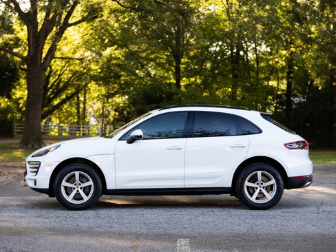 Used 2018 Porsche Macan Sport Edition image 10