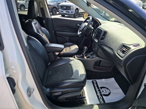 Used 2019 Jeep Compass Trailhawk image 14