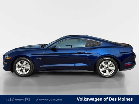 Used 2019 Ford Mustang Coupe image 3