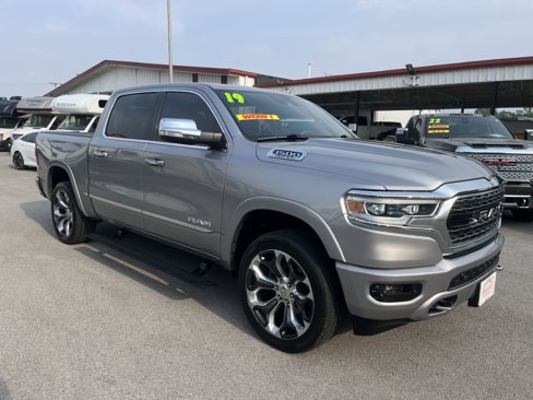 Used 2019 RAM 1500 Limited image 1