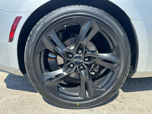 Used 2019 Chevrolet Camaro LS image 35