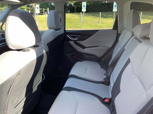 Used 2023 Subaru Forester Premium image 18