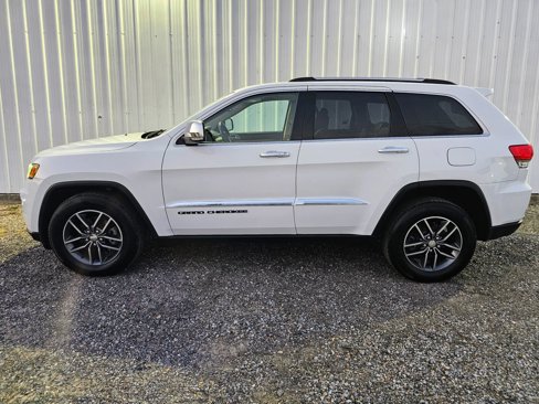 Used 2018 Jeep Grand Cherokee Limited w/ Luxury Group II image 3