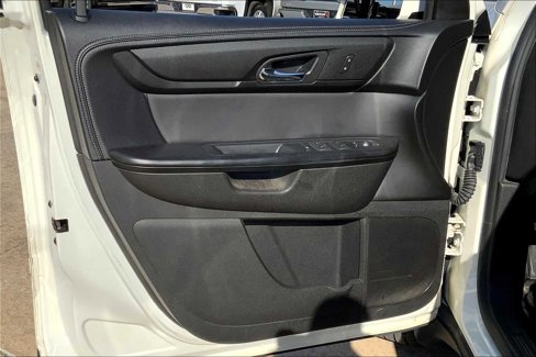 Used 2013 Chevrolet Traverse LT image 19
