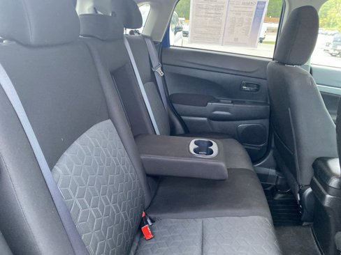 Used 2020 Mitsubishi Outlander Sport SE image 10