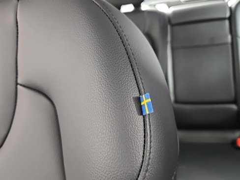 Certified 2025 Volvo S60 B5 Core image 27
