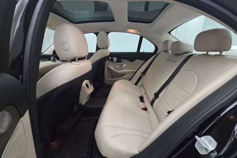 Used 2015 Mercedes-Benz C 300 4MATIC Sedan image 24