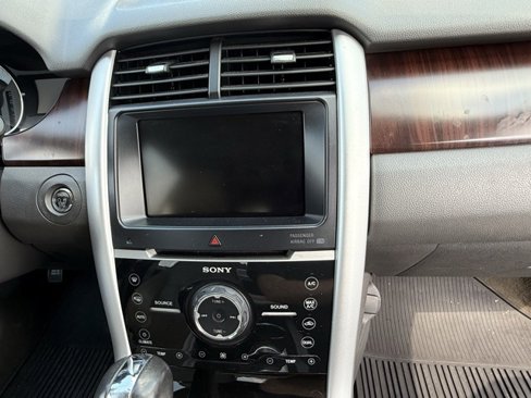 Used 2013 Ford Edge Limited image 9