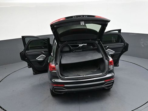 Used 2023 Audi Q3 2.0T Premium image 36
