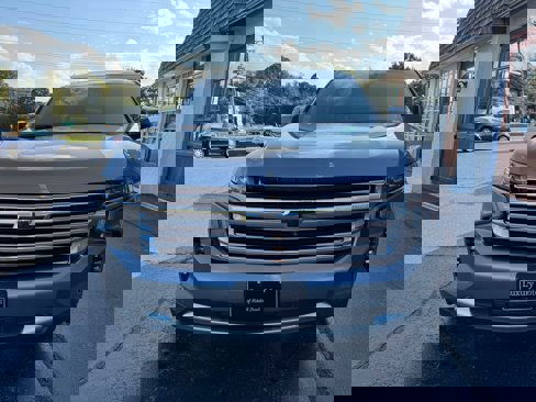 Used 2021 Chevrolet Tahoe High Country w/ Premium Package image 17