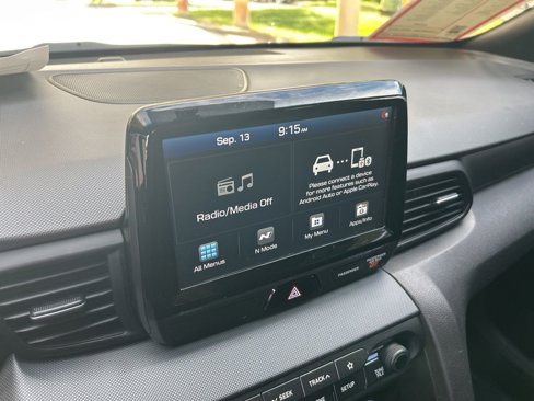 Used 2020 Hyundai Veloster N w/ Performance Package image 7
