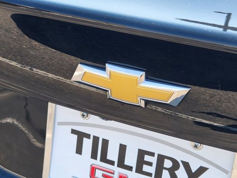 Used 2023 Chevrolet Malibu LT image 12