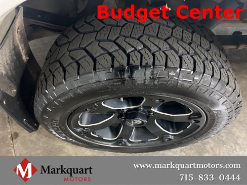 Used 2015 Ford F150 Platinum w/ Equipment Group 701A Luxury image 22