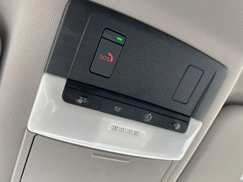 Used 2023 Nissan Rogue SV image 33