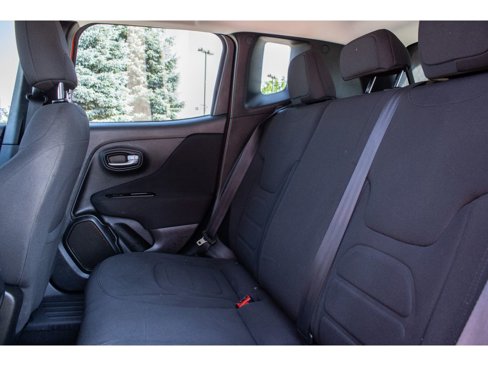 Used 2020 Jeep Renegade Latitude image 19